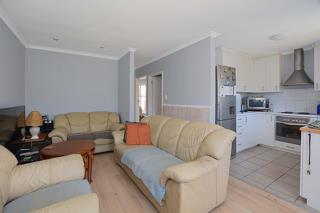 2 Bedroom Property for Sale in Table View Western Cape